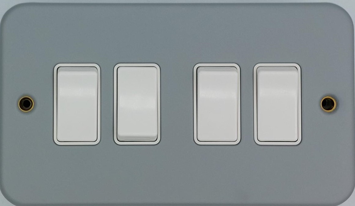 MSP642 Niglon Metal Clad 4 gang 2 way